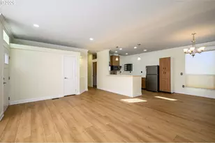 4155 NE Three Mile Ln, McMinnville, OR 97128 - Photo 10