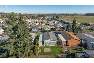 4155 NE Three Mile Ln, McMinnville, OR 97128 - Photo 2