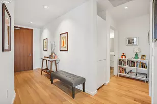 1075 NW Northrup St, Portland, OR 97209 - Photo 2