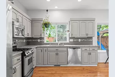 7366 Pineview St NE, Keizer, OR 97303 - Photo 10
