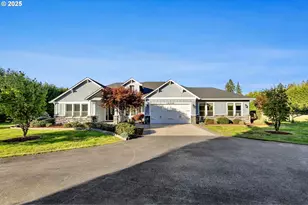 18426 NE 191st Cir, Brush Prairie, WA 98606 - Photo 4