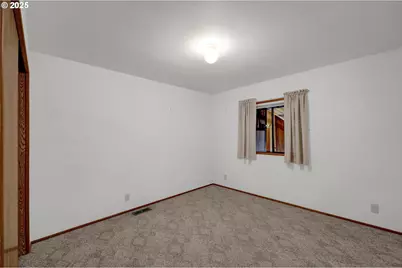 1199 N Terry St #366, Eugene, OR 97402 - Photo 18