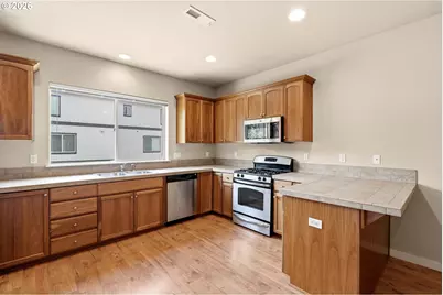 10438 SW Akilean Ter, Portland, OR 97223 - Photo 6