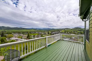 208 Jamie Loop, Roseburg, OR 97471 - Photo 8