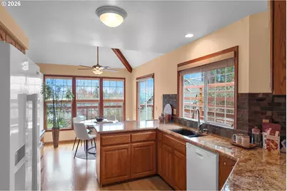 3023 Ashley Loop, Eugene, OR 97405 - Photo 10