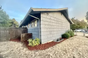 18505 SE Clinton St, Gresham, OR 97030 - Photo 38