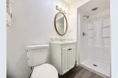 18505 SE Clinton St, Gresham, OR 97030 - Photo 16