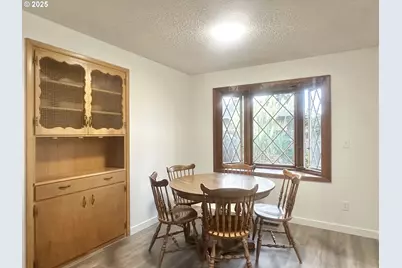 18505 SE Clinton St, Gresham, OR 97030 - Photo 6