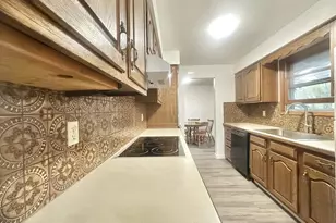 18505 SE Clinton St, Gresham, OR 97030 - Photo 10