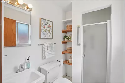 1733 SW Custer St, Portland, OR 97219 - Photo 18