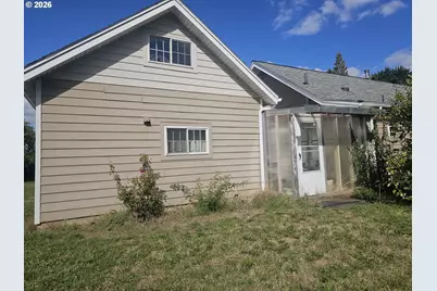 32697 S Meridian Rd, Woodburn, OR 97071 - Photo 6
