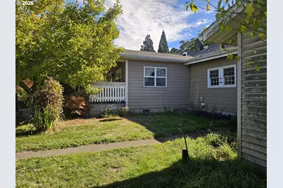 32697 S Meridian Rd, Woodburn, OR 97071 - Photo 8