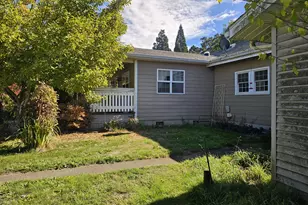 32697 S Meridian Rd, Woodburn, OR 97071 - Photo 8