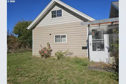 32697 S Meridian Rd, Woodburn, OR 97071 - Photo 10