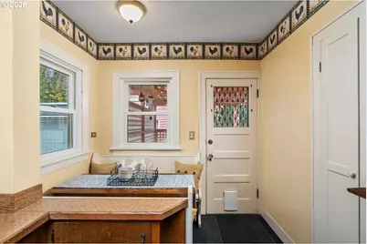 3748 NE 23rd Ave, Portland, OR 97212 - Photo 16