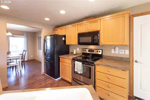 1937 Summerfield Ct, Albany, OR 97321 - Photo 10