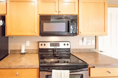 1937 Summerfield Ct, Albany, OR 97321 - Photo 8