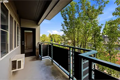 318 NE Roberts Ave #204, Gresham, OR 97030 - Photo 18