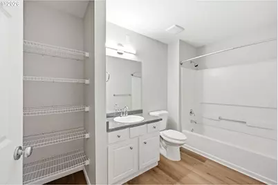 318 NE Roberts Ave #204, Gresham, OR 97030 - Photo 12