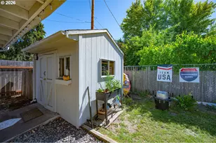 2273 Kincaid St, Eugene, OR 97405 - Photo 48