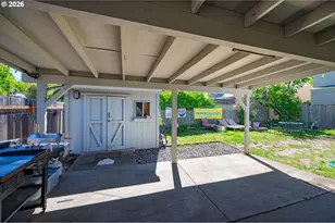 2273 Kincaid St, Eugene, OR 97405 - Photo 36