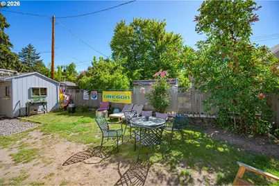 2273 Kincaid St, Eugene, OR 97405 - Photo 44