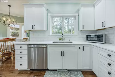 2588 W 28th Ave, Eugene, OR 97405 - Photo 12