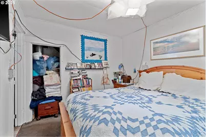 33930 E Hist Columbia River Hwy, Corbett, OR 97019 - Photo 6