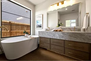 6123 Evangelista St S, Salem, OR 97306 - Photo 28