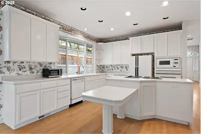 16121 NW Canterwood Way, Portland, OR 97229 - Photo 20