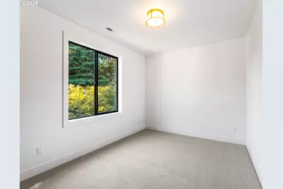 1190 Oak Ter, Lake Oswego, OR 97034 - Photo 24