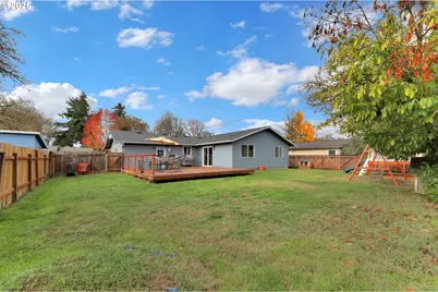 1036 Oak St, Junction City, OR 97448 - Photo 32