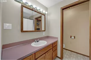 1036 Oak St, Junction City, OR 97448 - Photo 26