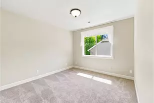 22858 SW Cowlitz Dr, Tualatin, OR 97062 - Photo 32