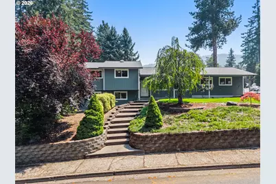 305 S 68th Pl, Springfield, OR 97478 - Photo 1