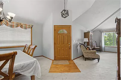 13066 SW Bedford St, Portland, OR 97224 - Photo 8