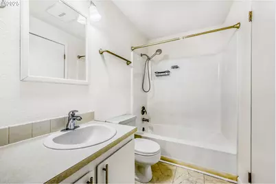 8196 SW Shenandoah Way, Tualatin, OR 97062 - Photo 10