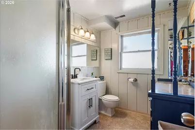 300 Hillcrest Dr, Baker City, OR 97814 - Photo 36