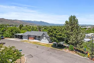 300 Hillcrest Dr, Baker City, OR 97814 - Photo 8