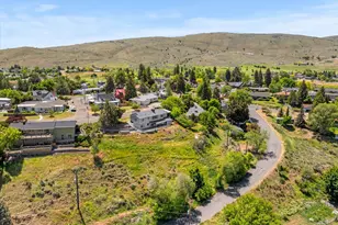300 Hillcrest Dr, Baker City, OR 97814 - Photo 6