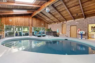 2430 Wilson Dr, Eugene, OR 97405 - Photo 30