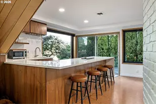 2430 Wilson Dr, Eugene, OR 97405 - Photo 34