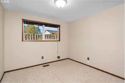 18320 Chris Ct, Gladstone, OR 97027 - Photo 24