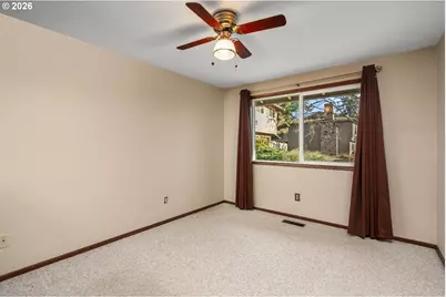 18320 Chris Ct, Gladstone, OR 97027 - Photo 18