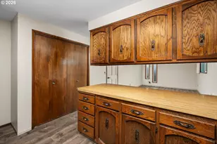 18320 Chris Ct, Gladstone, OR 97027 - Photo 14