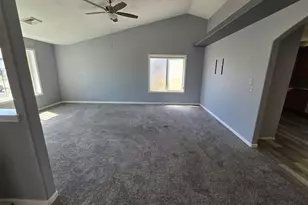 340 NW Elizabeth Ave, Winston, OR 97496 - Photo 2