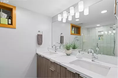 1046 SW Palatine St, Portland, OR 97219 - Photo 26