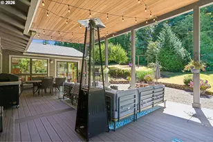 1046 SW Palatine St, Portland, OR 97219 - Photo 36