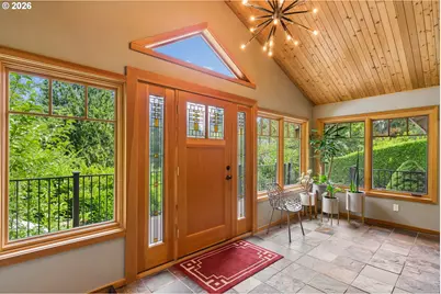 1046 SW Palatine St, Portland, OR 97219 - Photo 4