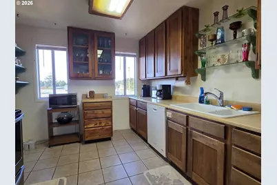 1205 Oregon St, Port Orford, OR 97465 - Photo 10